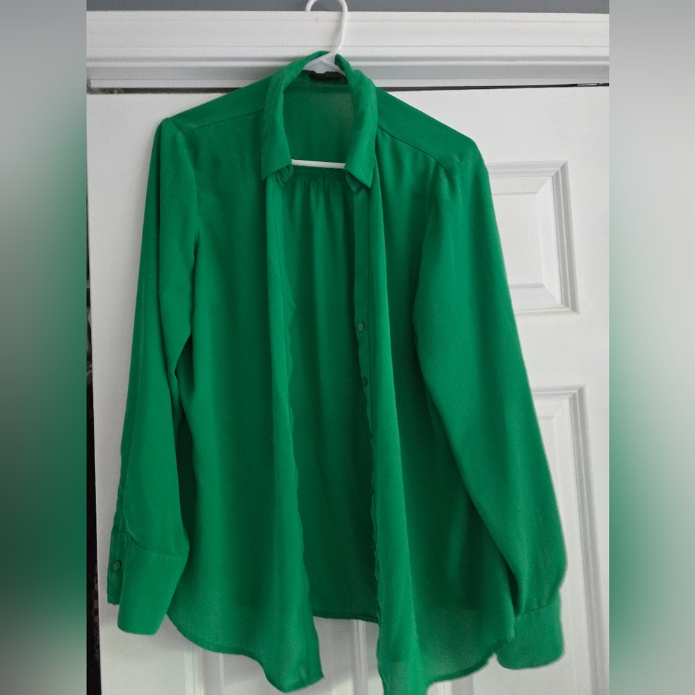 Worthington Green Button Down Shirt